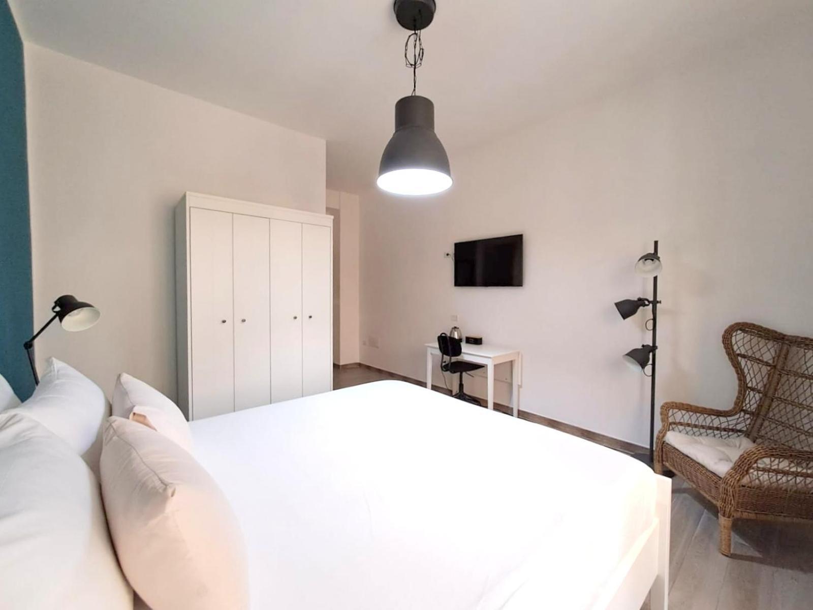 Ajana Rooms By Accomodo Cagliari Ngoại thất bức ảnh