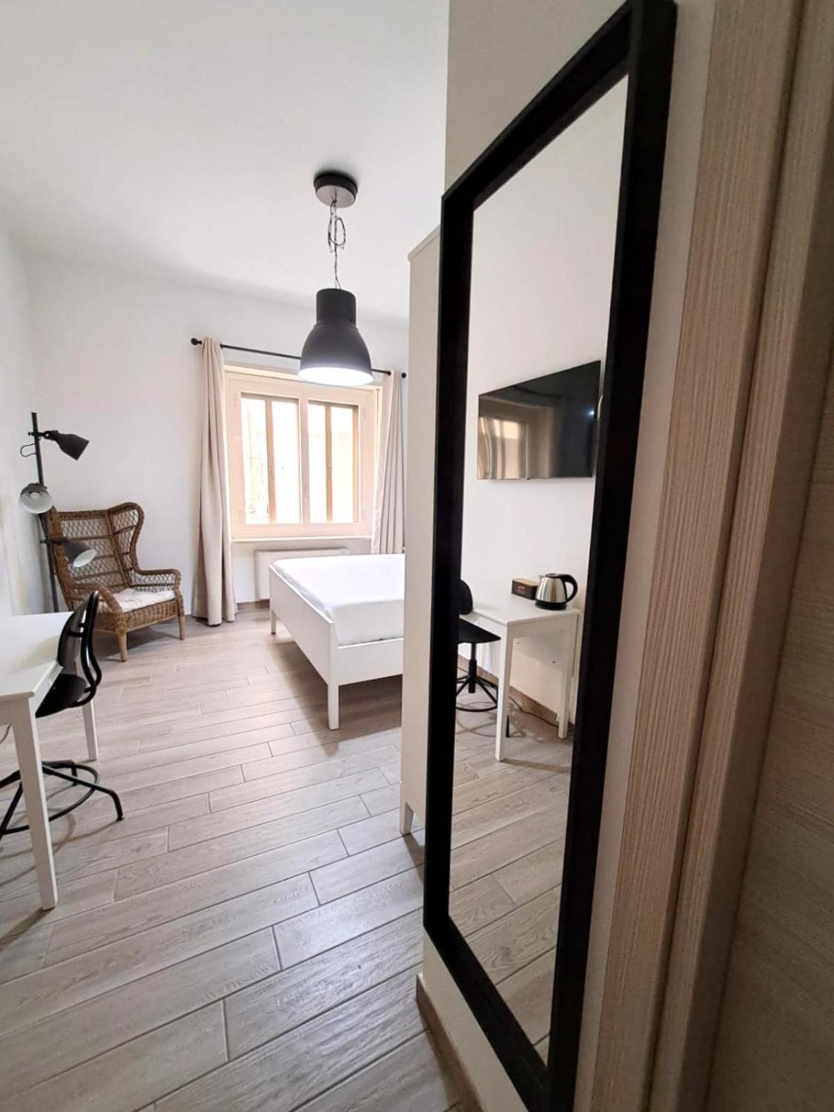 Ajana Rooms By Accomodo Cagliari Ngoại thất bức ảnh